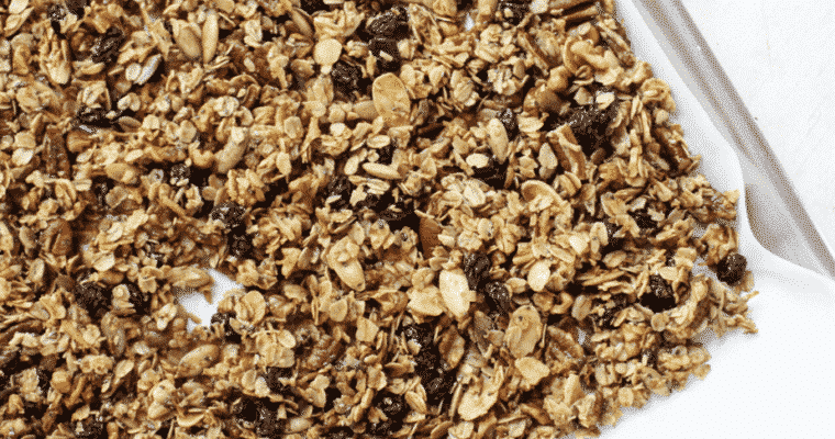Delicious and Easy Spiced Granola